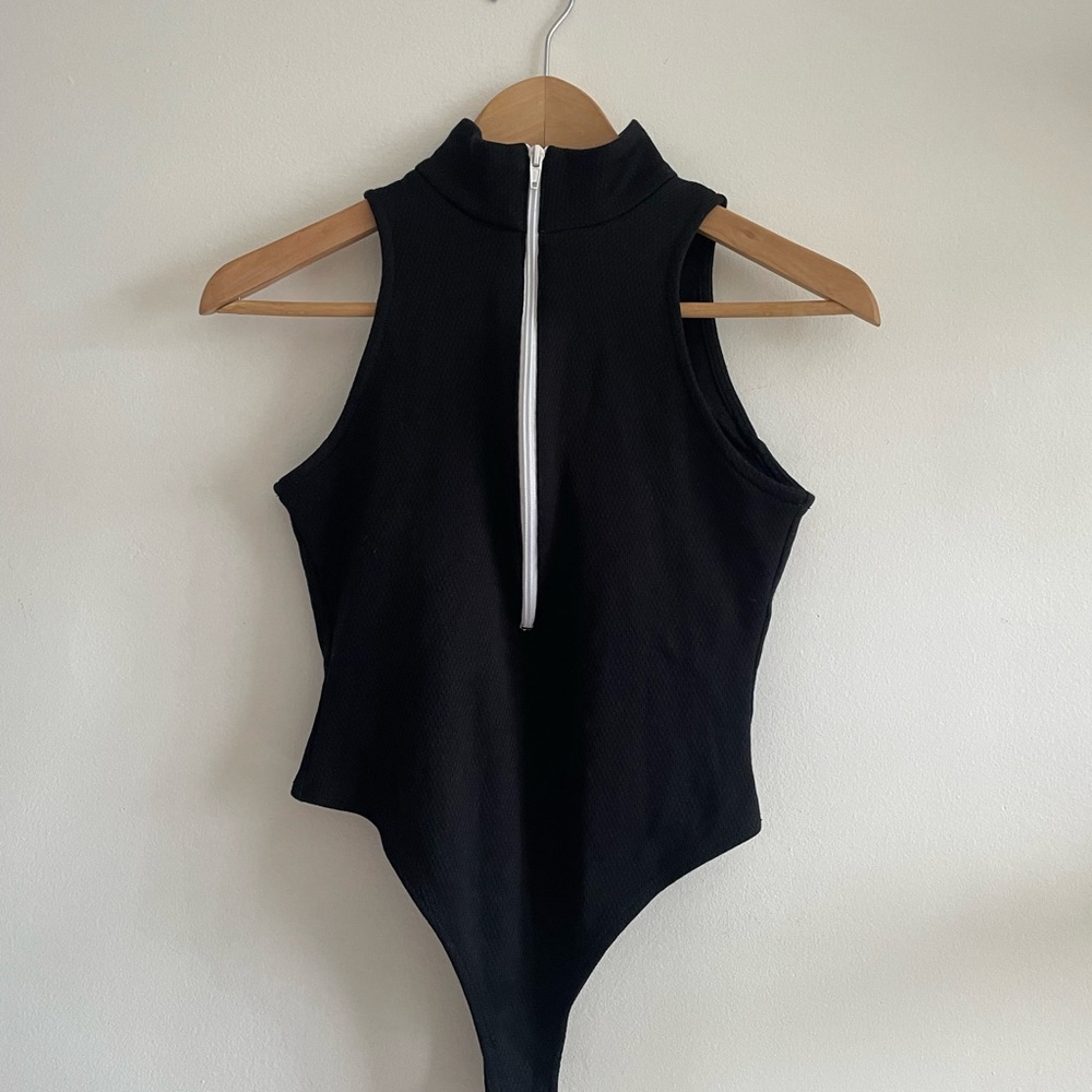 🦋3/$50 Twenty Montreal Black Sleeveless Zip-Up Bodysuit Clean Girl Festival S